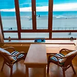 Uniek Zeezicht Apartment Ostend