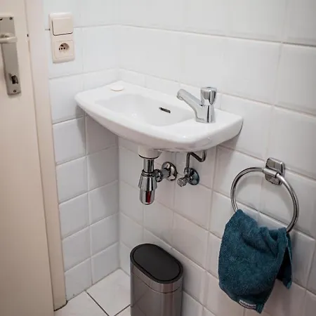 Uniek Zeezicht Апартаменты