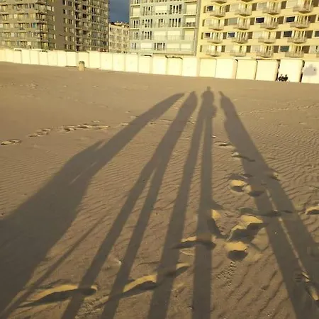 Apartment Uniek Zeezicht